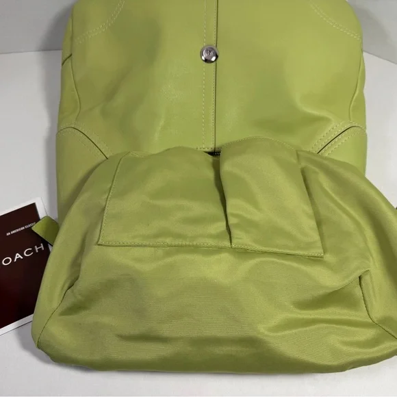 Coach SoHo Green Leather Hobo, loose tags Green pic frame key fob NEW - Picture 6 of 16